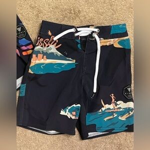 Boys VISSLA Swim Shorts (5)